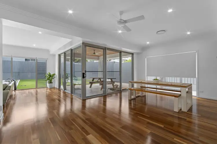 Fifth view of Homely house listing, 60 Framont Ave, Holland Park QLD 4121