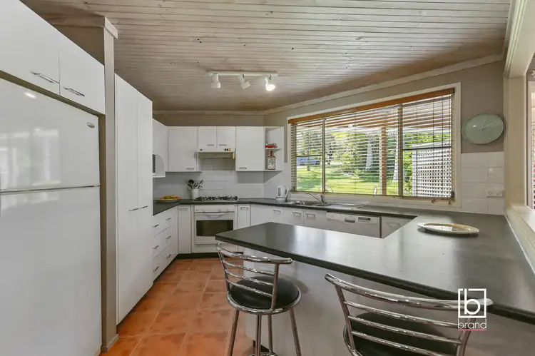 Sixth view of Homely house listing, 15 Montana Place, Bateau Bay NSW 2261