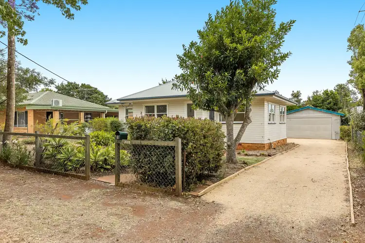 5 Edith Street, Newtown QLD 4350