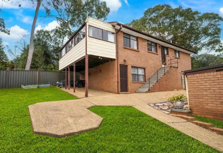 20A Clarissa Place