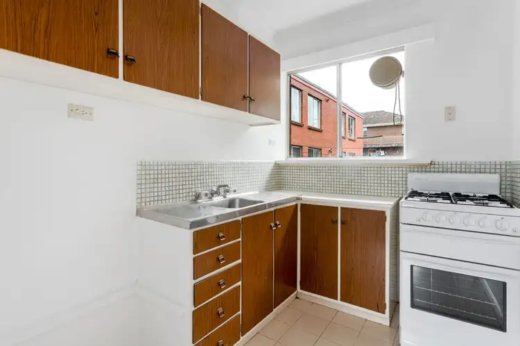 Fourth view of Homely apartment listing, 16/16 Passfield Street, Brunswick West VIC 3055