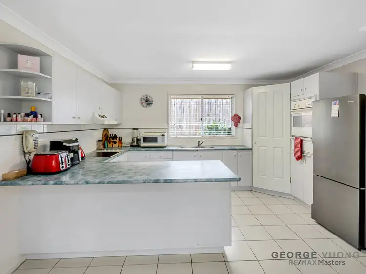 Sixth view of Homely house listing, 7 Gracemere Pl, Forest Lake QLD 4078