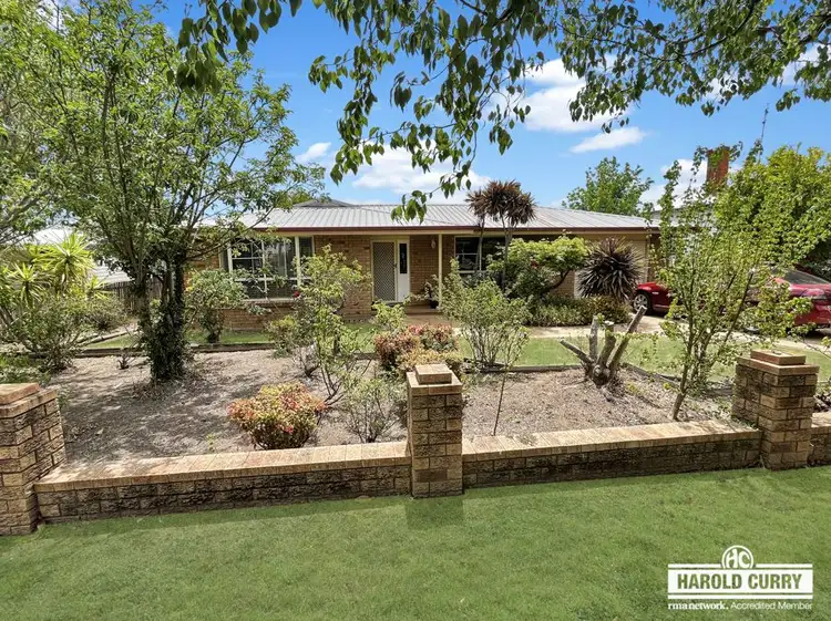 56 Wood Street, Tenterfield NSW 2372