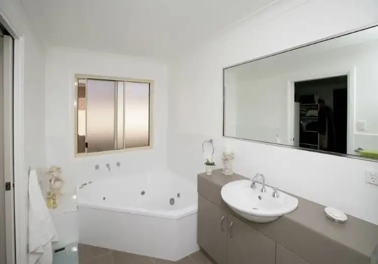 Sixth view of Homely house listing, 24 Loughan Rd, Junee NSW 2663