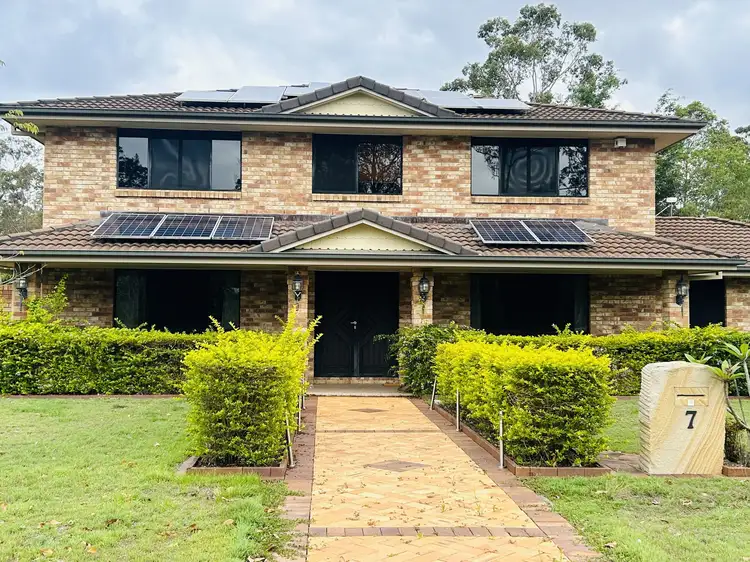7 Fletchers Road, Eatons Hill QLD 4037