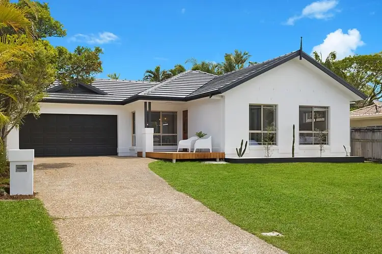 22 Covent Gardens Way, Banora Point NSW 2486