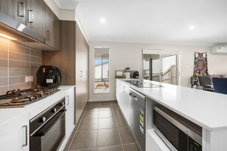 Sixth view of Homely unit listing, 2/90 Sanctuary Drive, Cranley QLD 4350