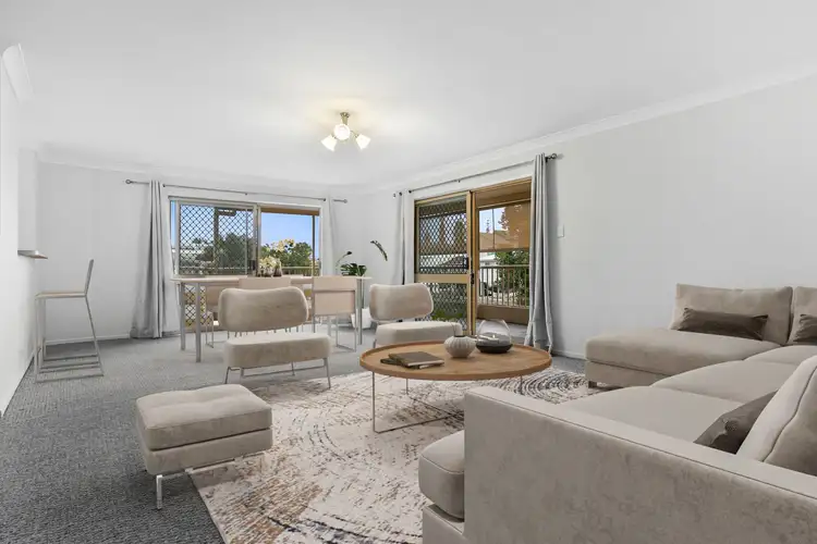 Fifth view of Homely unit listing, 4/162 Prince Edward Parade, Scarborough QLD 4020