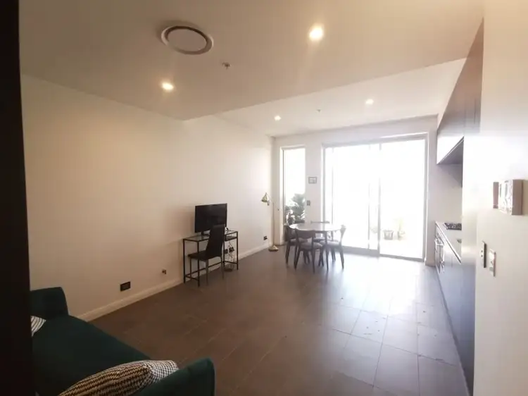 503/1B Lawson Square