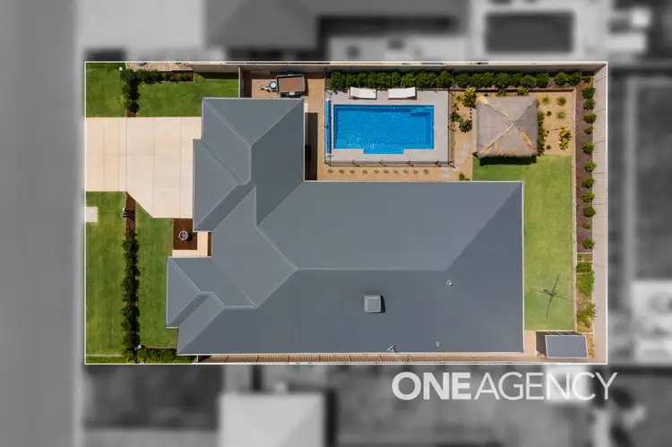 33 PARADISE DRIVE, Gobbagombalin NSW 2650