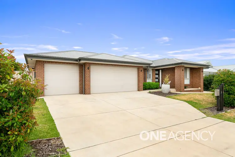 Second view of Homely house listing, 33 PARADISE DRIVE, Gobbagombalin NSW 2650