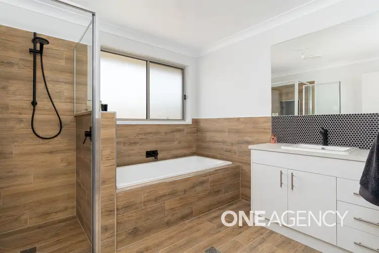 Sixth view of Homely house listing, 33 PARADISE DRIVE, Gobbagombalin NSW 2650
