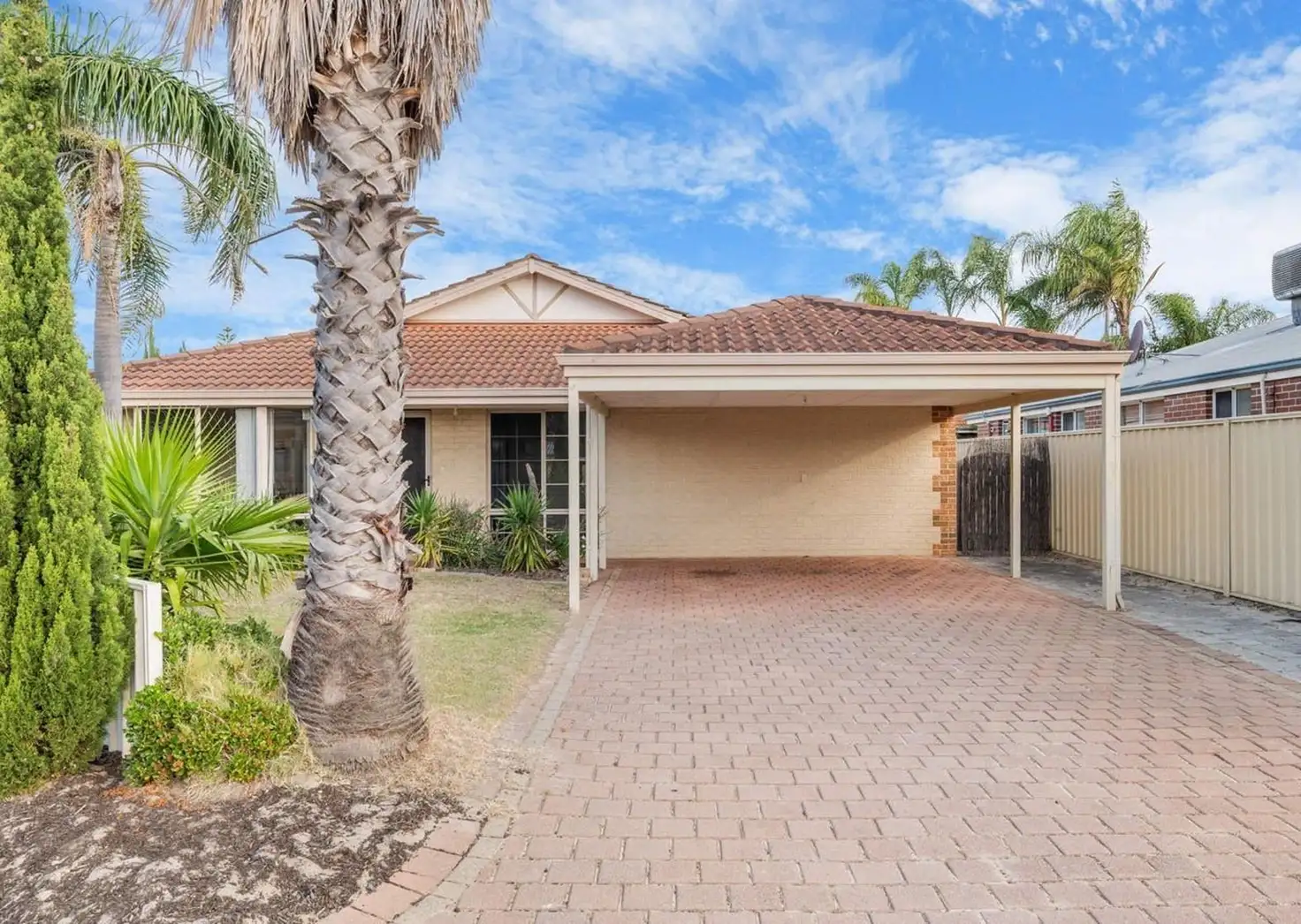 Main view of Homely house listing, 24 Waxflower Bend, Huntingdale WA 6110