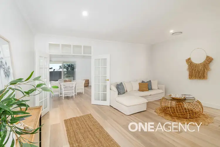 Sixth view of Homely house listing, 2 LAKESEND PLACE, Lake Albert NSW 2650