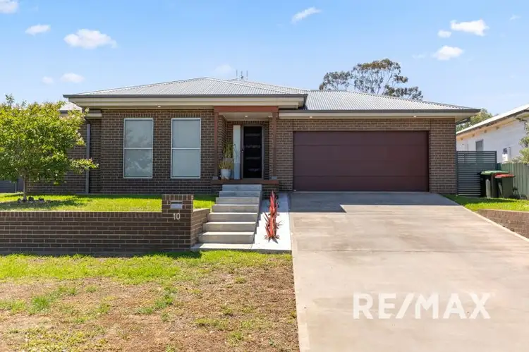Main view of Homely house listing, 10 Bolton Street, Junee NSW 2663