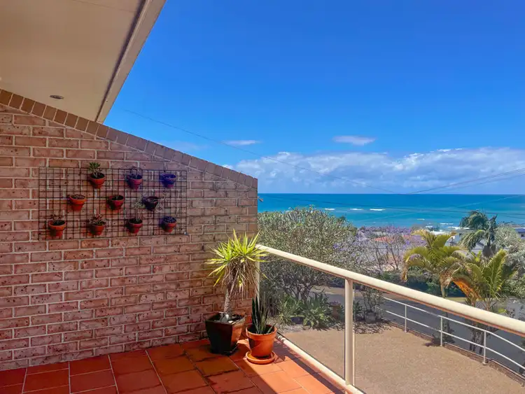 1/17 Korora Bay Drive, Korora NSW 2450