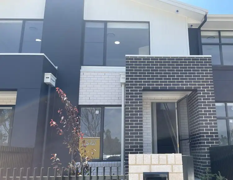 113 Thompson Road, Oran Park NSW 2570