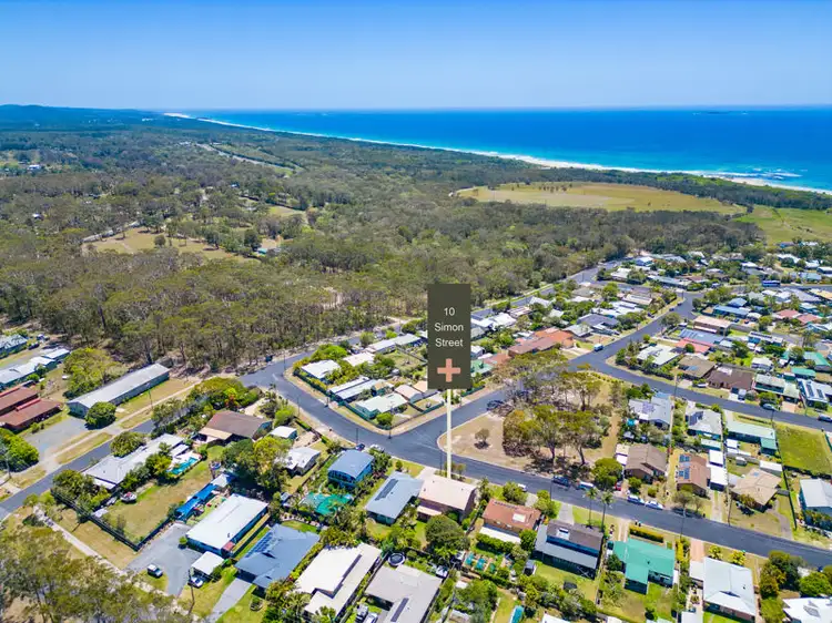 Second view of Homely house listing, 10 Simon Street, Corindi Beach NSW 2456