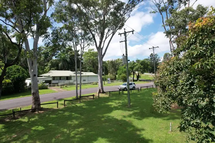 2 Sichter Street, Sarina QLD 4737