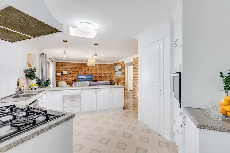 Fifth view of Homely house listing, 2 Danica Court, Kearneys Spring QLD 4350