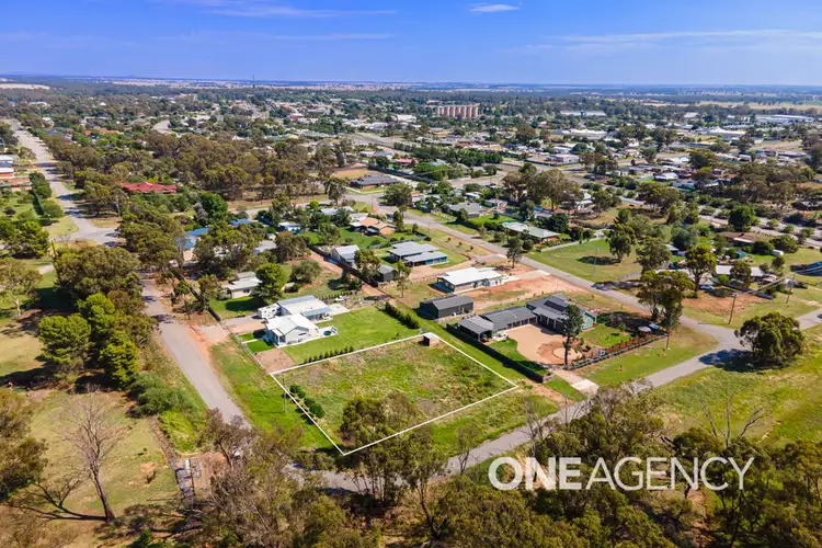 1 WALLACE STREET, Coolamon NSW 2701