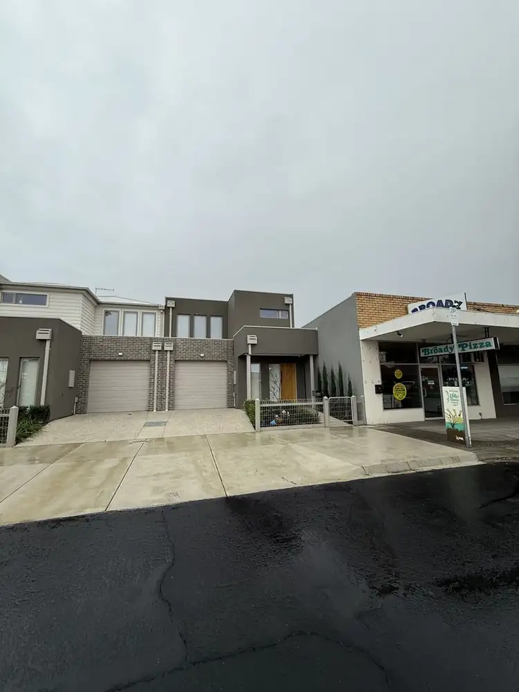36 Emu Parade, Jacana VIC 3047