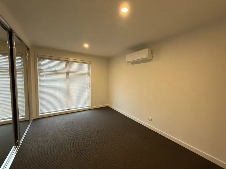 Fifth view of Homely townhouse listing, 40 Emu Parade, Jacana VIC 3047