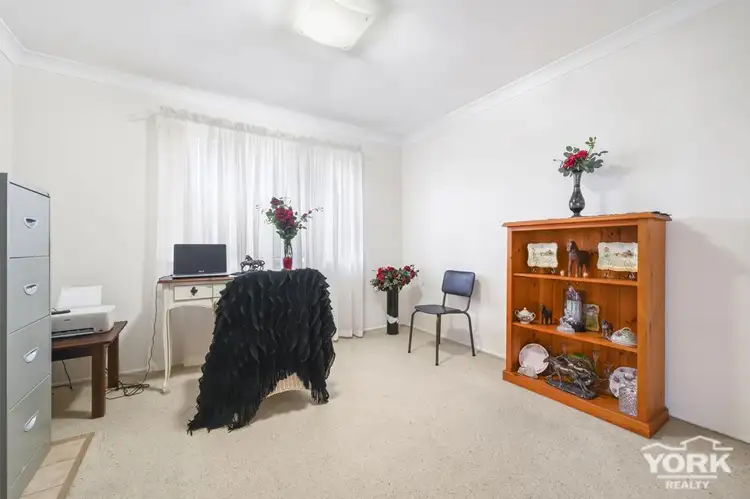 Fifth view of Homely unit listing, 1/387 Greenwattle Street, Wilsonton QLD 4350