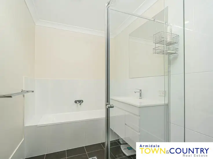 Fifth view of Homely house listing, 33b Arundel Drive, Armidale NSW 2350