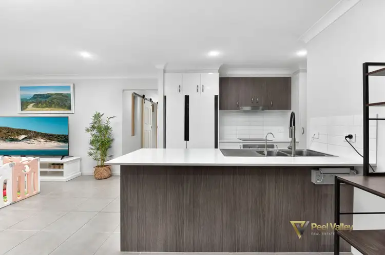 Second view of Homely house listing, 31 Tulipwood Crescent, Tamworth NSW 2340