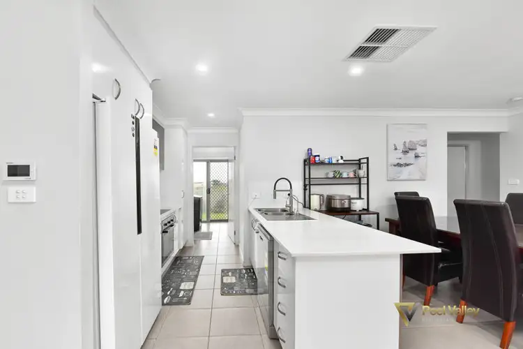 Fifth view of Homely house listing, 31 Tulipwood Crescent, Tamworth NSW 2340