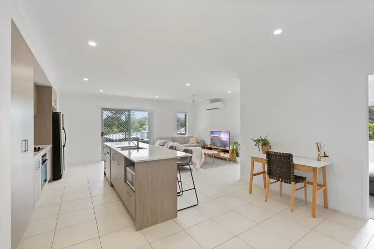 Fifth view of Homely house listing, 2/10 Tamarind Court, Woombye QLD 4559