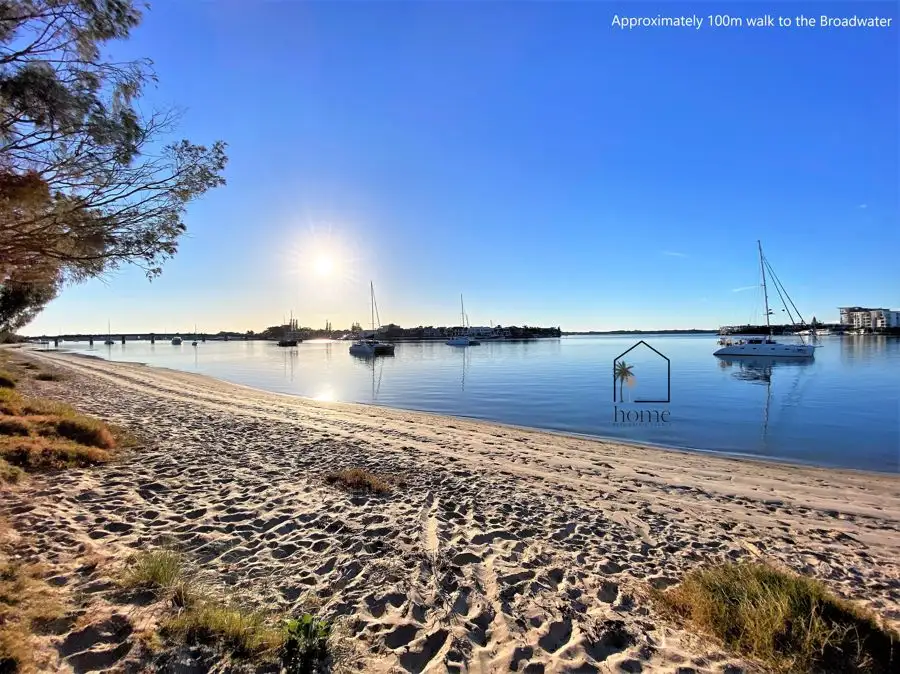 Main view of Homely unit listing, 2/8 Nankeen Avenue, Paradise Point QLD 4216