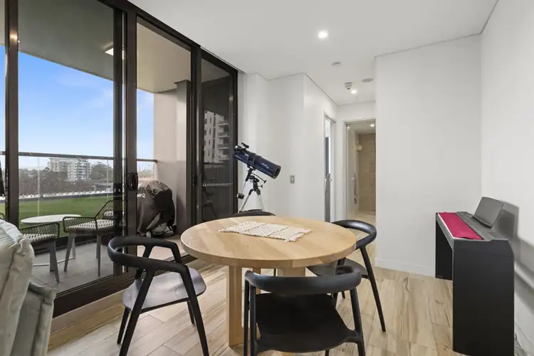 Sixth view of Homely unit listing, 601/2 Como Crescent, Southport QLD 4215