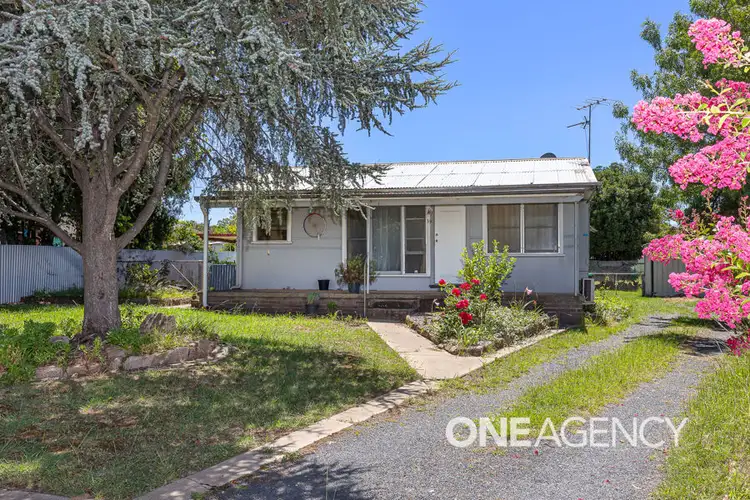 19 COCHRANE STREET, Kooringal NSW 2650