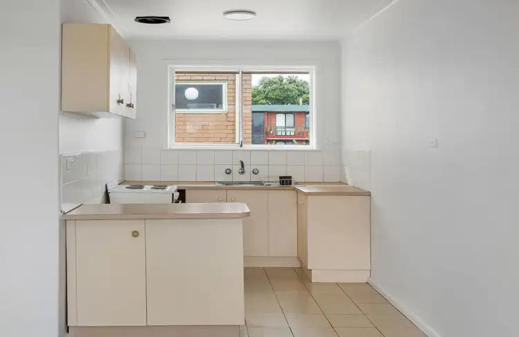 Third view of Homely apartment listing, 6/12 Barningham Street, Brunswick VIC 3056