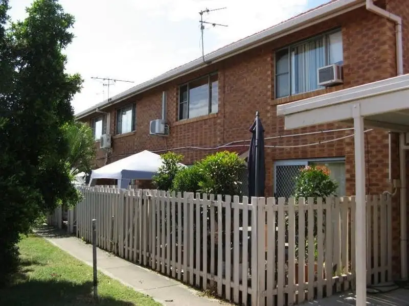 Main view of Homely unit listing, 7/7 Eden Street, South Gladstone QLD 4680