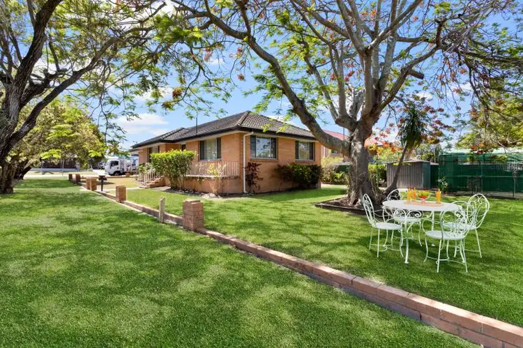 2 WETHERBY STREET, Margate QLD 4019