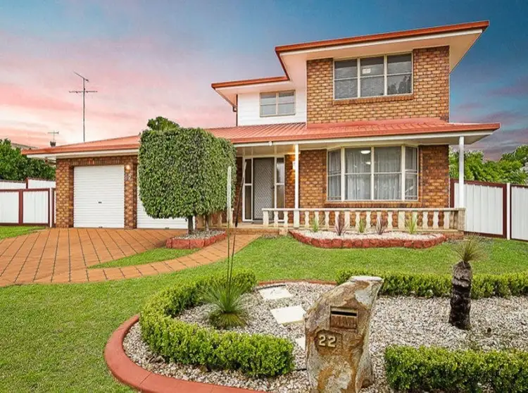22 Jull Drive, Centenary Heights QLD 4350