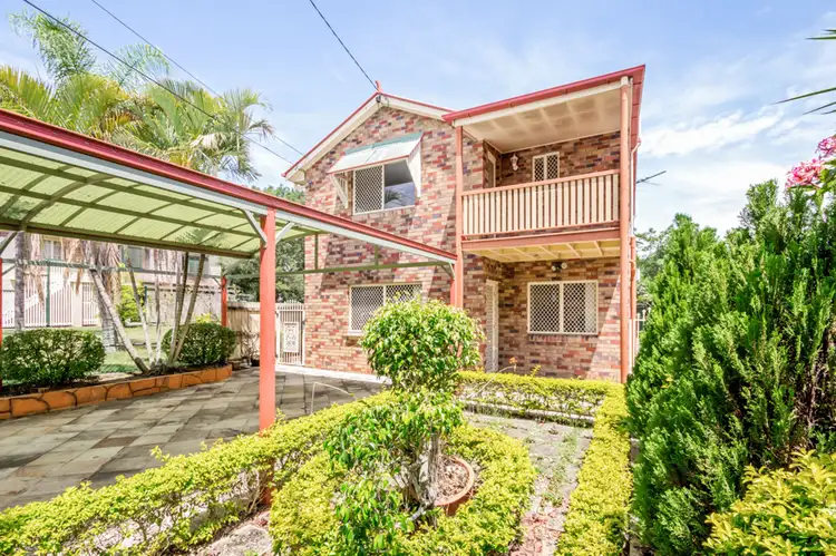 69 Milsom Street, Coorparoo QLD 4151