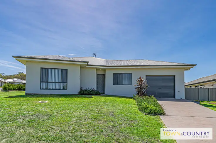 Second view of Homely house listing, 2 Beatrice Close, Armidale NSW 2350