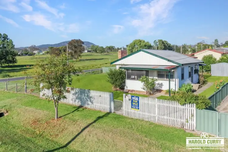 54 Pelham Street, Tenterfield NSW 2372