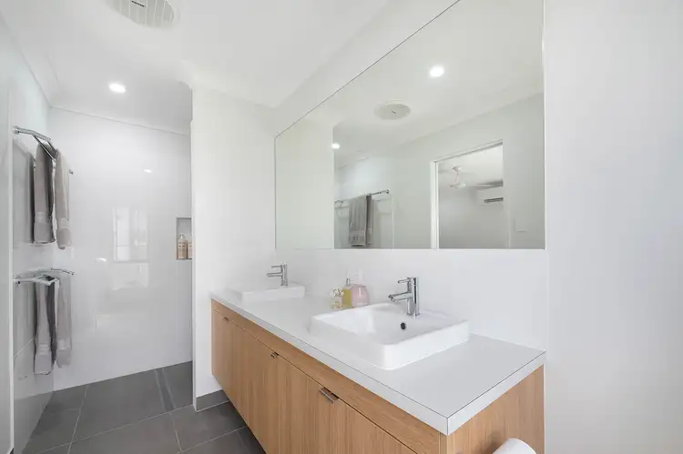 Sixth view of Homely house listing, 5 Coot Street, Rural View QLD 4740