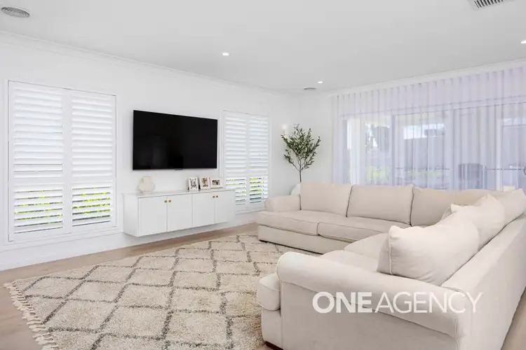 Fifth view of Homely house listing, 15 BENNELONG CRESCENT, Lloyd NSW 2650