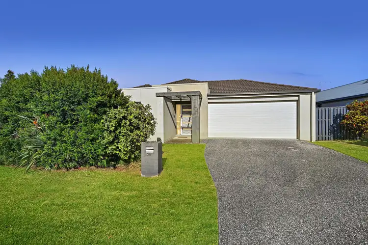 38 Diane Parade, Kallangur QLD 4503