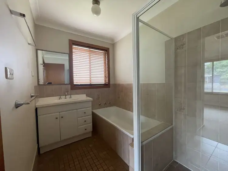Fifth view of Homely house listing, 18 Bonner Crescent, Dubbo NSW 2830