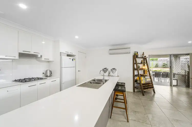 11 Cohen Way, Thrumster NSW 2444
