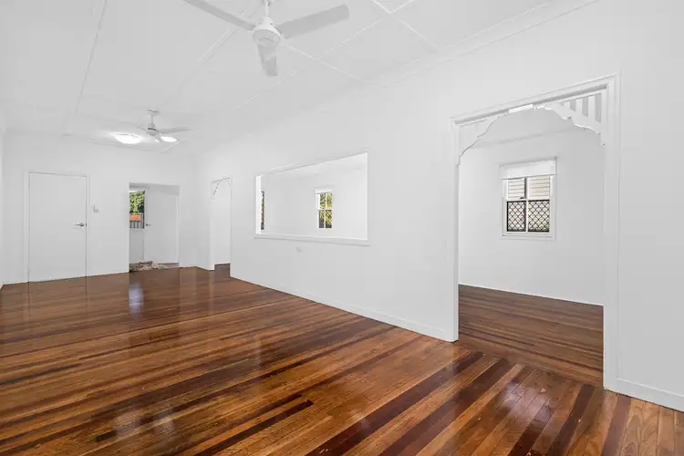 Fifth view of Homely house listing, 261 Elizabeth Avenue, Clontarf QLD 4019