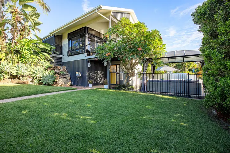 4 Cedar Court, Eimeo QLD 4740