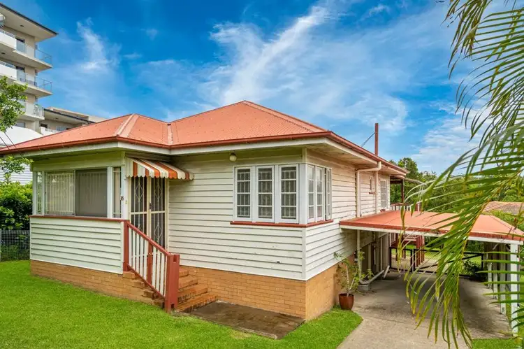 16 Harold Street, Holland Park QLD 4121